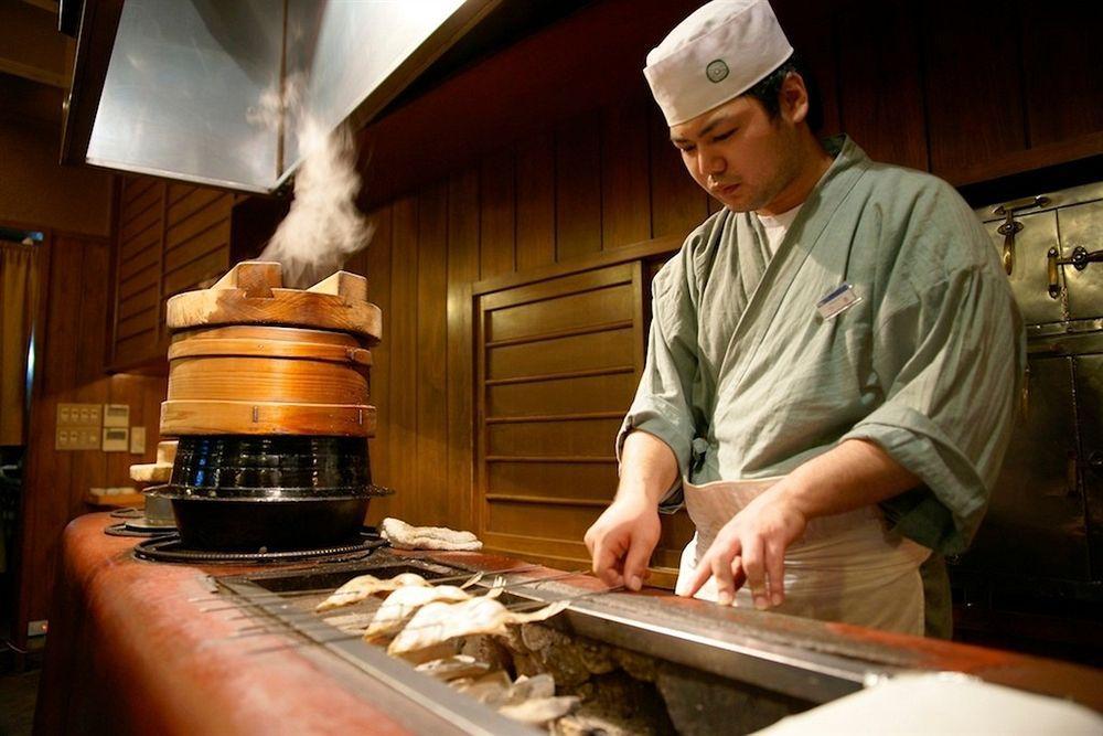 Hotel Hanakoyado Kobe Bagian luar foto